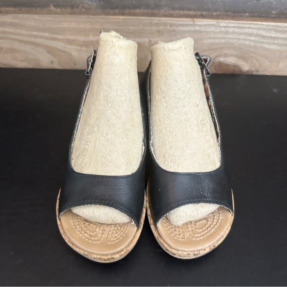 Crocs Womens A Leigh Leather Peep Toe Slingback Cork Wedge Sandals Black Size 6 - Picture 5 of 9